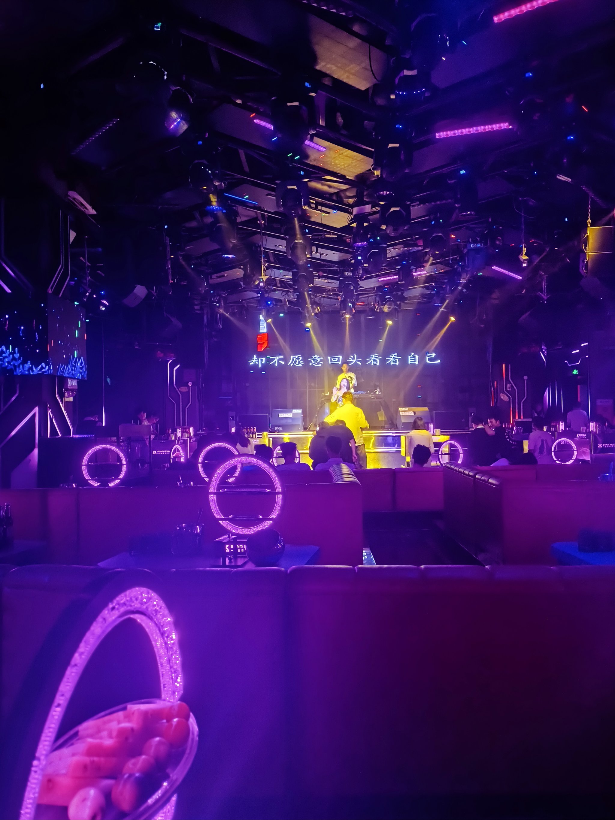 泉州商务ktv创新商务ktv模式解读-晋江市ktv预定